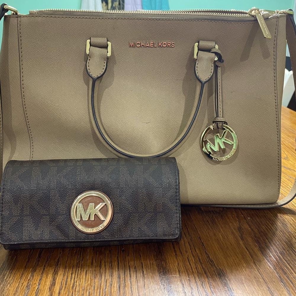 Michael Kors handbag and wallet